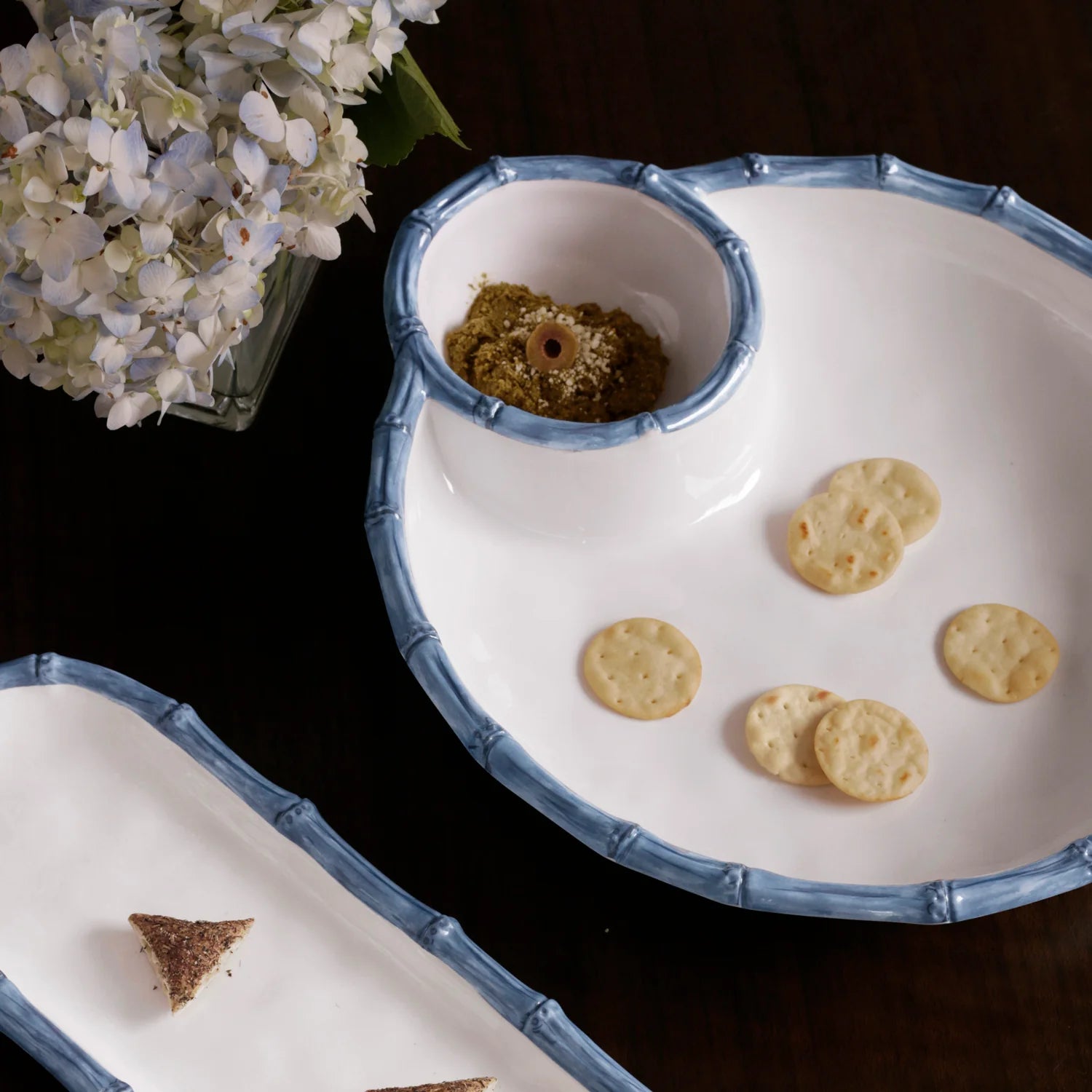 VIDA Bamboo Large Chip & Dip Bowl (White & Blue)