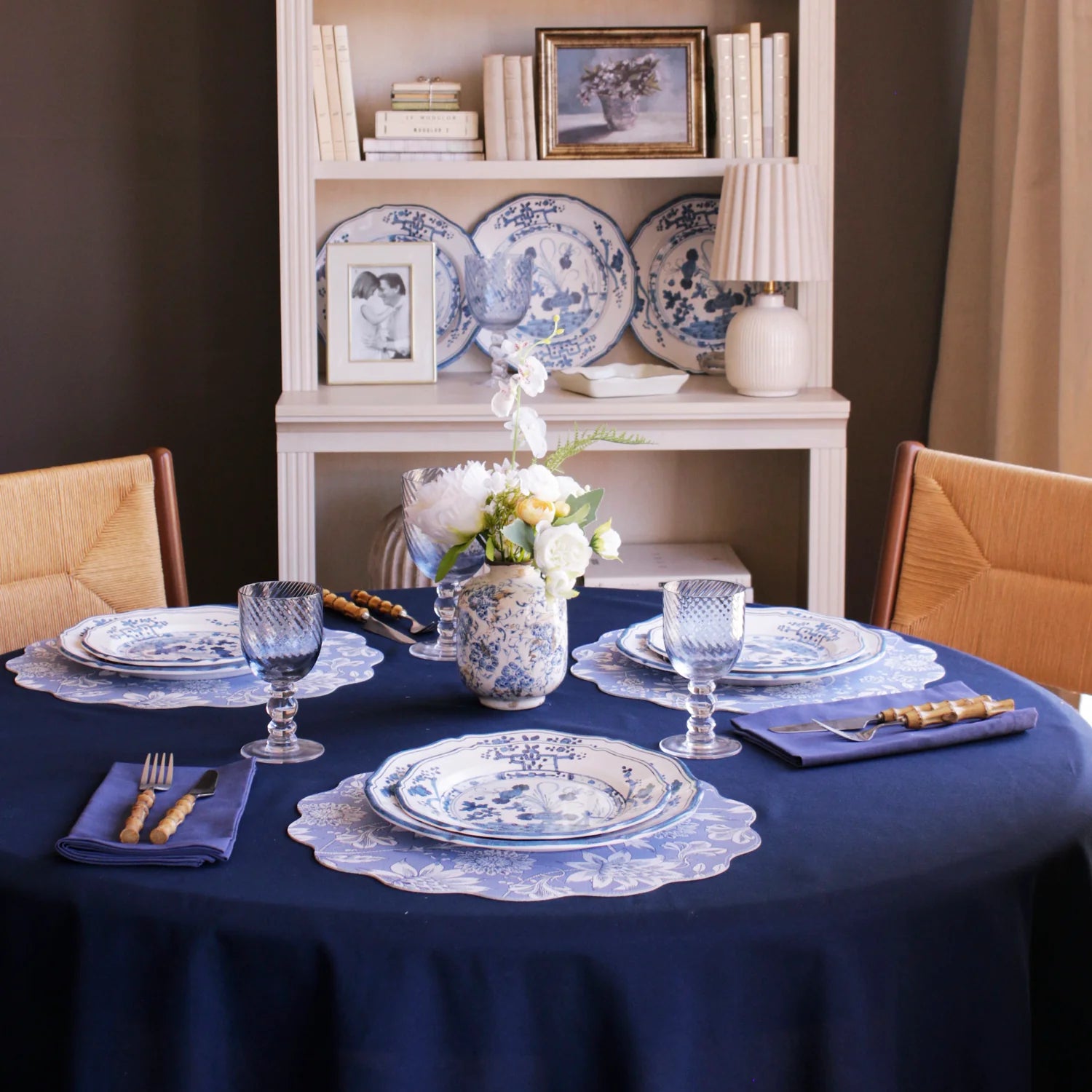 VIDA Faenza 9" Salad Plates (Set of 4, White & Blue)