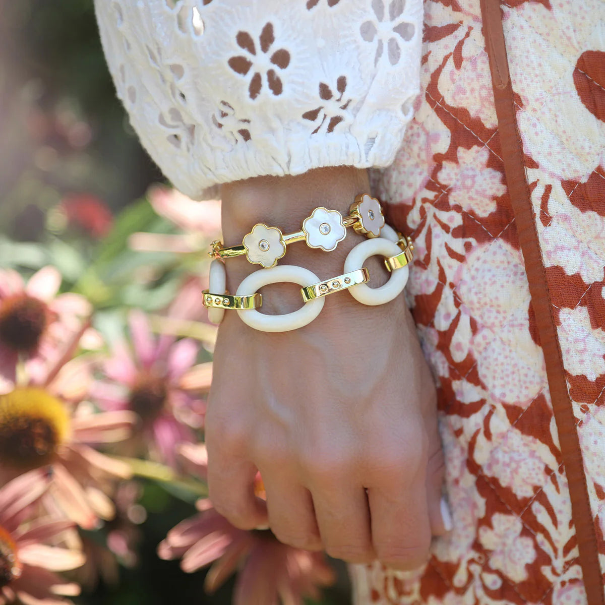 Ivory Link Bracelet in Gold