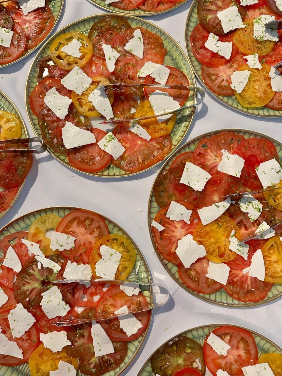 Arcades green Round Cake Platter