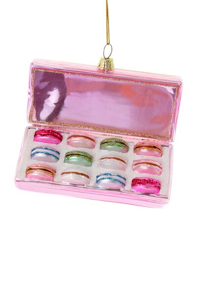 Box of Macarons-pink