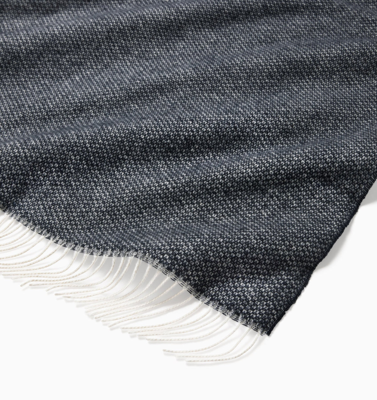 Cervino Throw in Wool/Cashmere Blend
