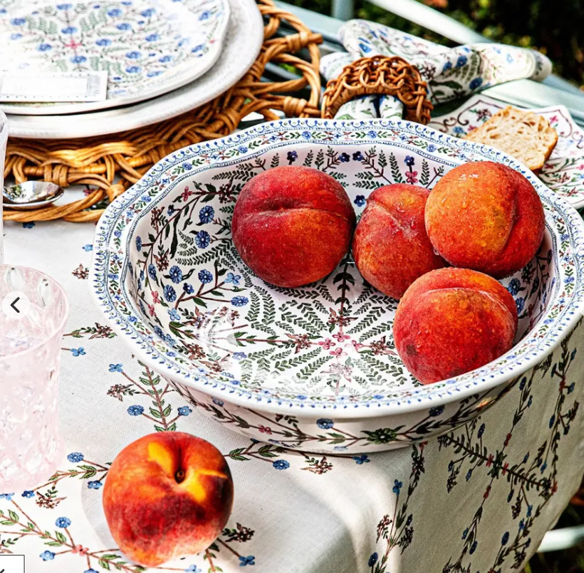 Villa Seville 12" Serving Bowl in Chambray