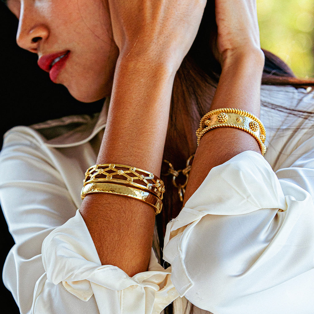 Monique Lattice Hinged Bangle - Gold