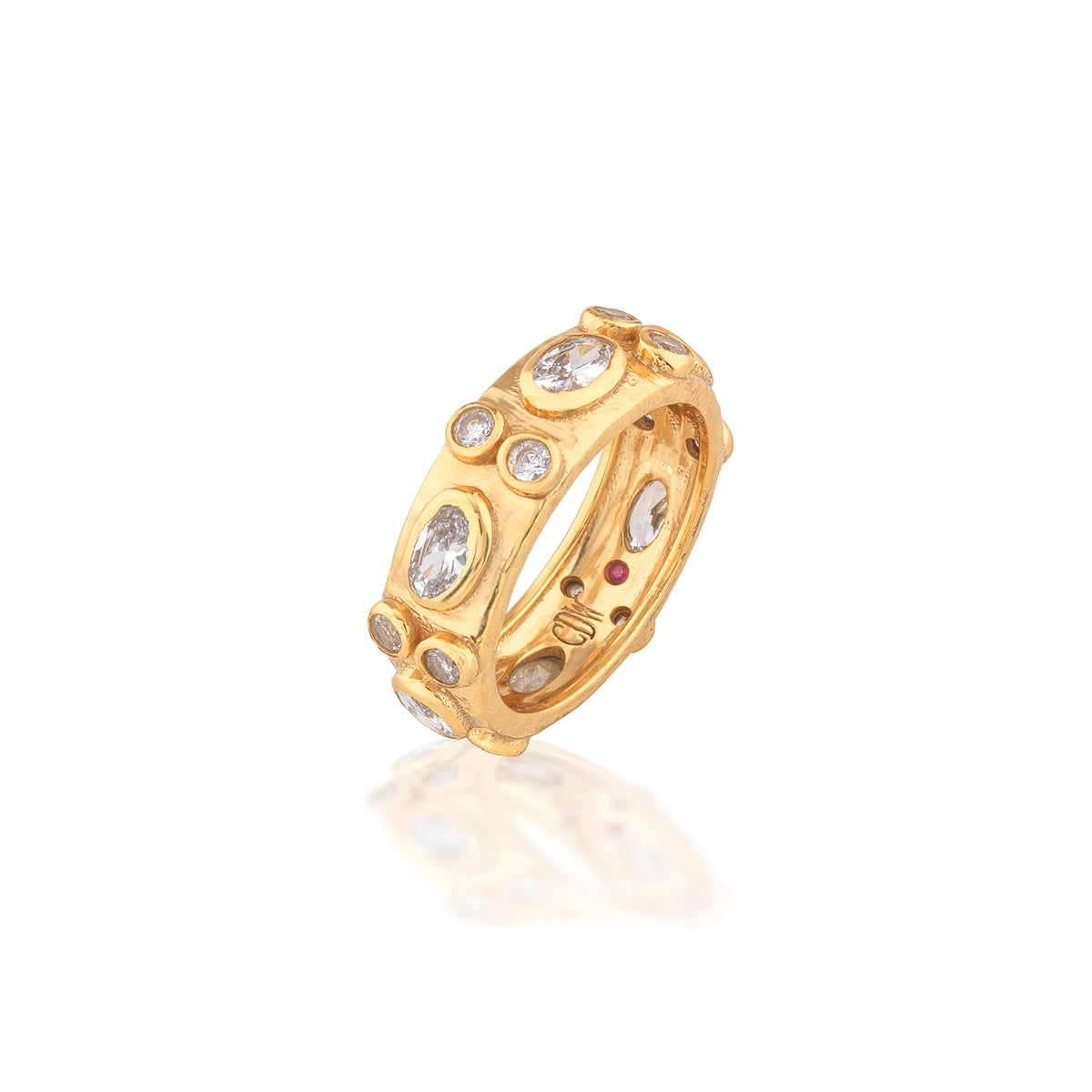 Maharani Hammered Ring Size 7