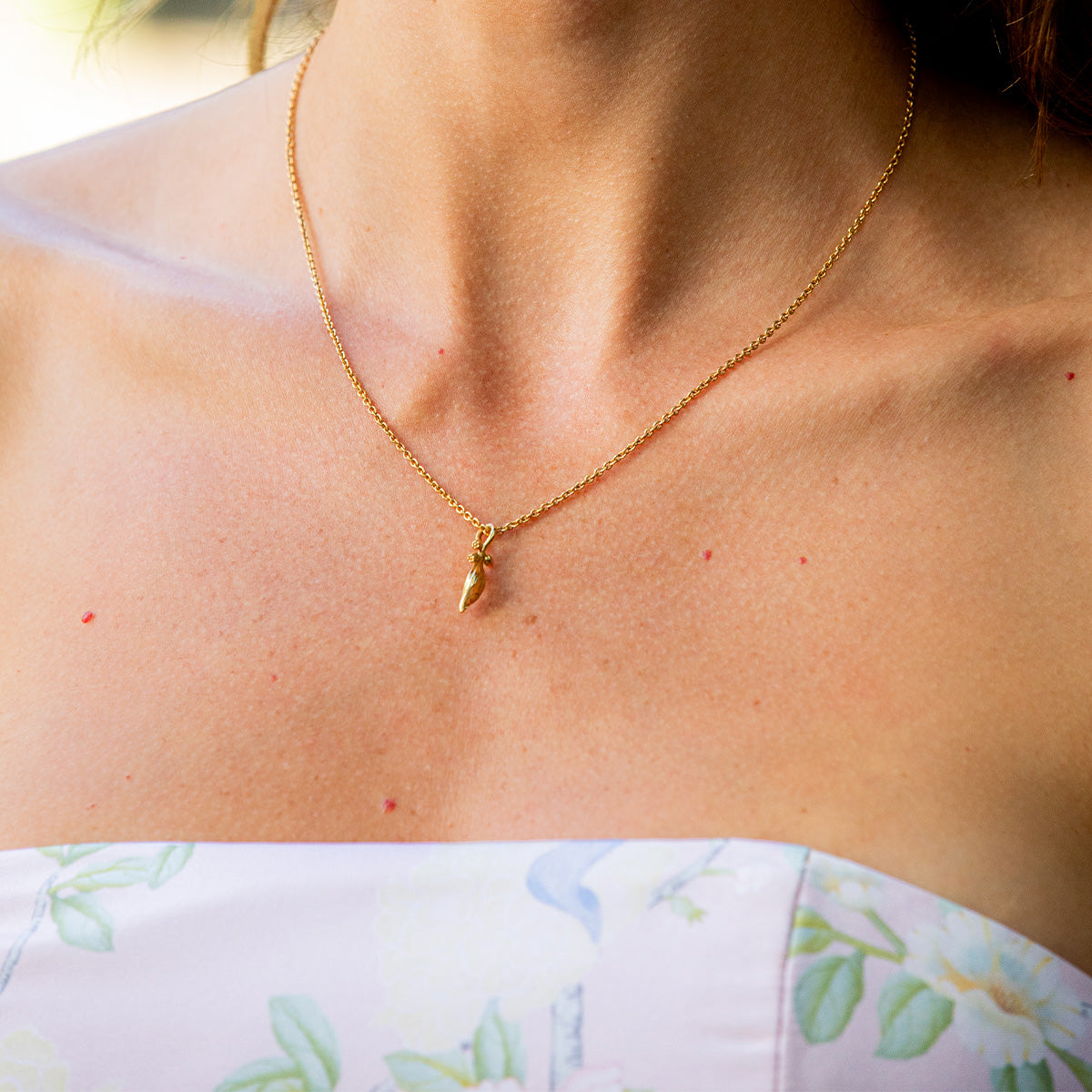 Meadow Lily Charm Necklace, 16"+2" - Gold
