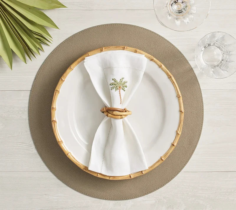 Set 4 Bamboo Trinity Napkin Rings in Natural