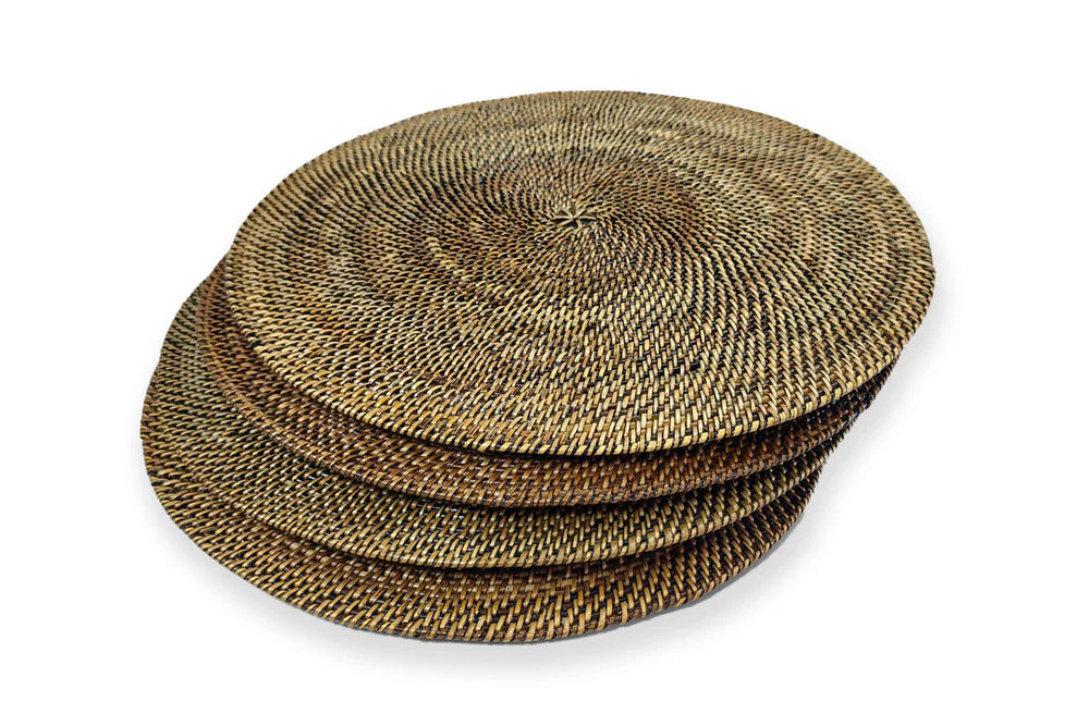 Round 15" Placemat in Plain, Set of 4