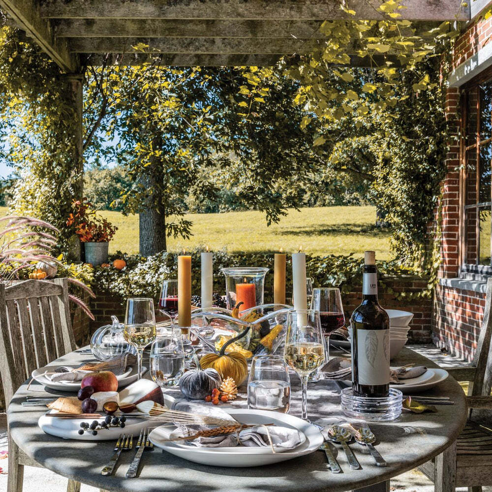 Vintner White Wine by Simon Pearce Additional Image-3