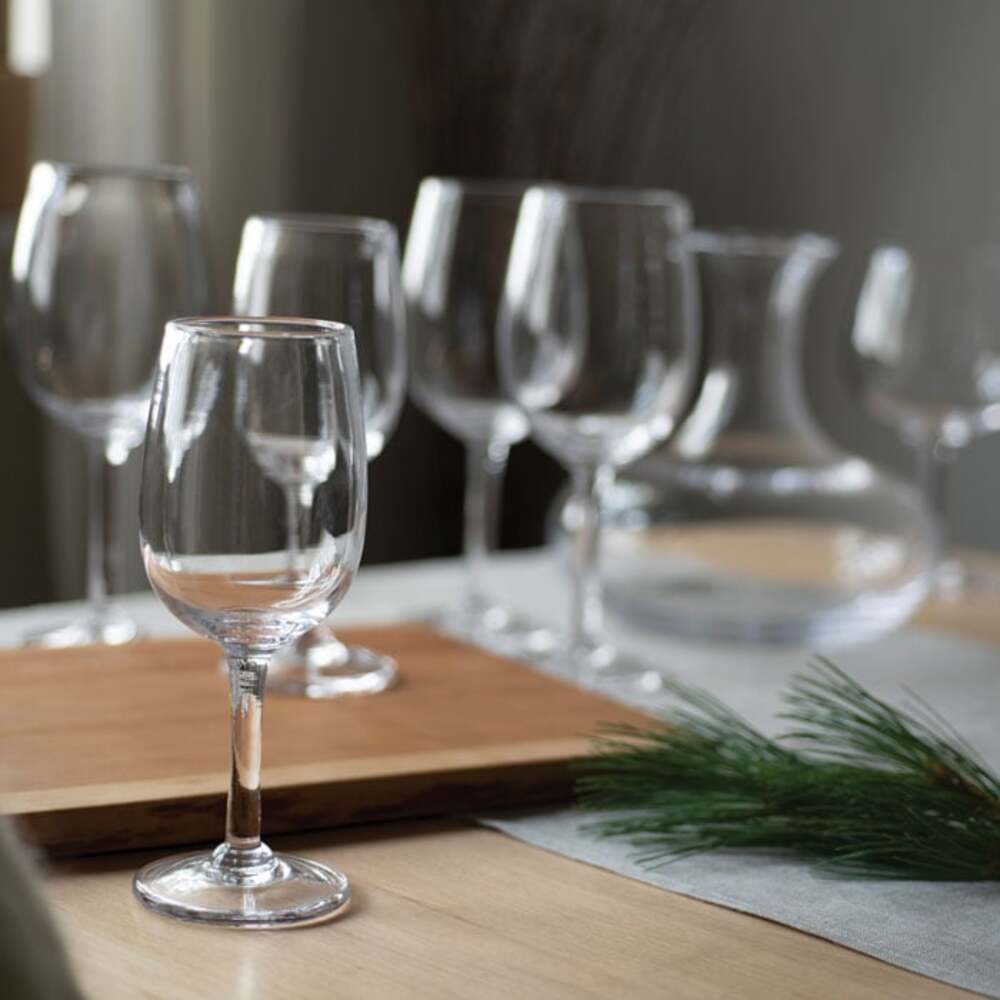 Woodstock White Wine by Simon Pearce Additional Image-4